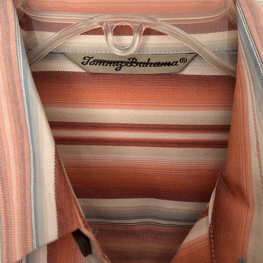 Tommy Bahama Men’s long sleeve shirt